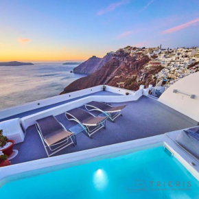 Trieris Villa & Suites